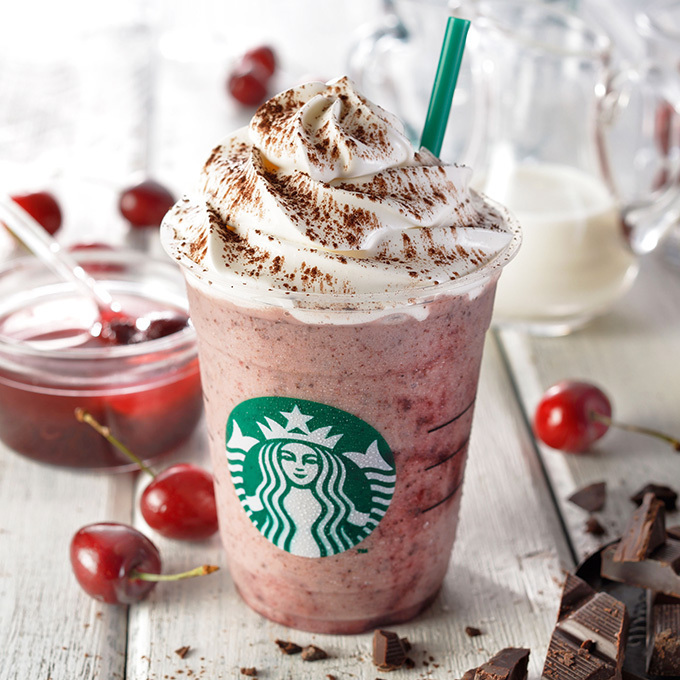 スターバックス(Starbucks Coffee) チェリー＆チョコレート チップ フラペチーノ｜写真1