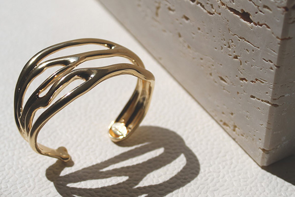 「ガス ビジュー」