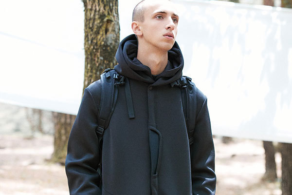 ジャケット・アウター Y3 FUTURE SPORT COAT Y-3の2017年秋冬ウェア＆スニーカー - ブラックを主役にした近