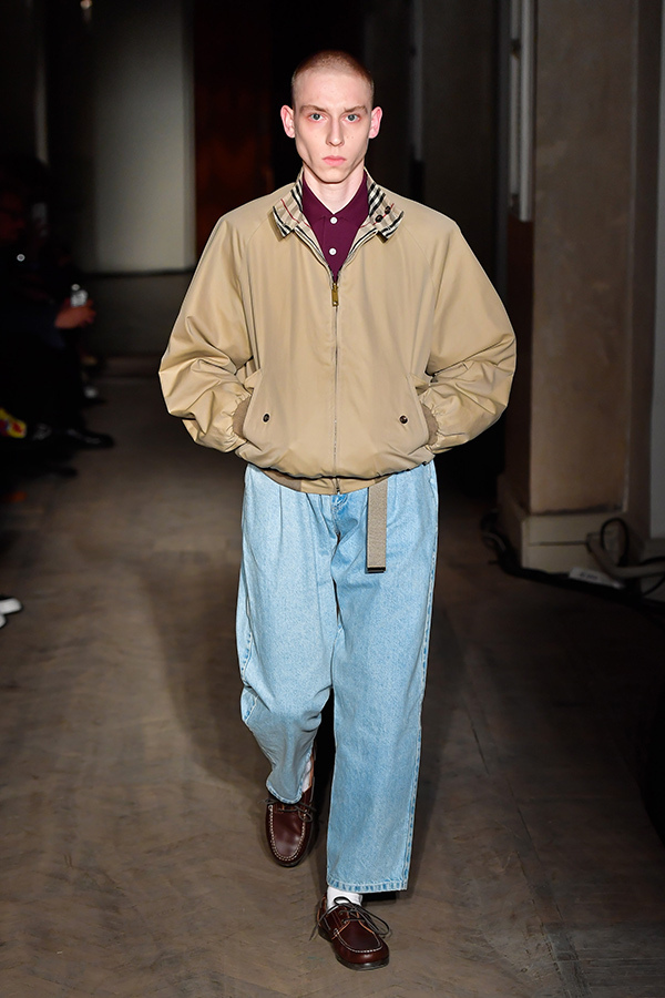 ゴーシャ ラブチンスキー(Gosha Rubchinskiy) 2018年春夏メンズコレクション  - 写真27