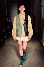 ゴーシャ ラブチンスキー 2018年春夏コレクション - バーバリーとのコラボ発表｜写真5