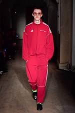 ゴーシャ ラブチンスキー 2018年春夏コレクション - バーバリーとのコラボ発表｜写真17