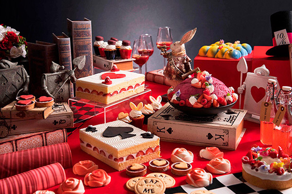 「不思議の国のアリス」