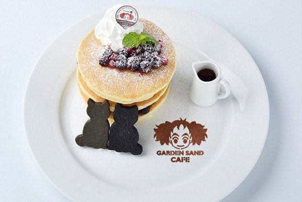 映画『メアリと魔女の花』の世界をイメージした限定カフェが表参道にオープン