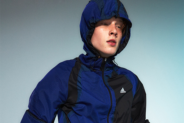 アディダス バイ カラー18年春夏新作、ランダムなパッチワークのジャケットやスニーカー