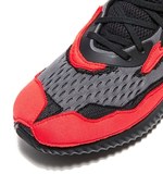 アディダス バイ カラー18年春夏新作、ランダムなパッチワークのジャケットやスニーカー｜写真63