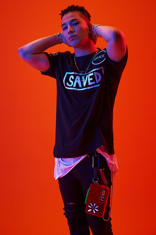 BIGBANGのSOL、フェンディ主催イベントで18年春夏メンズコレクションを着用 | 写真