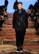 Y-3(ワイスリー) 2012-13年秋冬コレクション - 遊牧民からインスパイアされた伝統とモダニティの融合｜写真49