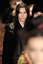 Y-3(ワイスリー) 2012-13年秋冬コレクション - 遊牧民からインスパイアされた伝統とモダニティの融合｜写真64