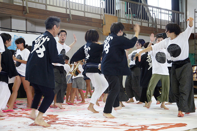 “みんな一緒に踊って楽しめる”無料の参加型パフォーマンス「東京キャラバン in 八王子」開催｜写真3