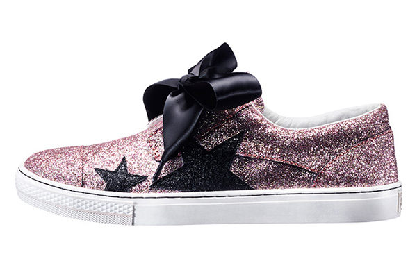 「アヴァン コンバース」