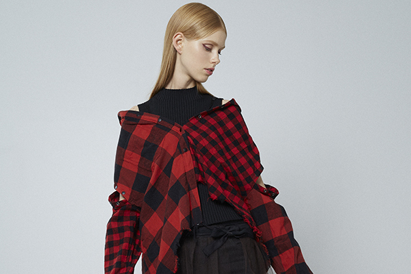 アウラ(AULA) 2017年冬 ウィメンズ