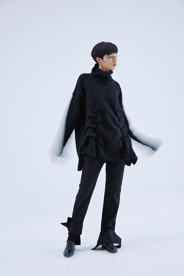 ラグネ キカス フォー ヨウジヤマモト(RAGNE KIKAS for YOHJI YAMAMOTO) 2017-18年秋冬ウィメンズコレクション  - 写真8