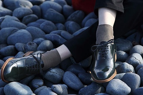 リーガル高級レディースラインの新作 - “華奢な足元”を導く、優しい履き心地のシューズやパンプス