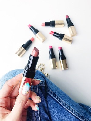 ボビイ ブラウンの人気リップに新色 - ひと塗りで美発色&長時間保湿|写真5