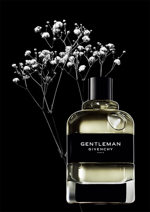 ジバンシイのメンズ名香水 ジバンシイ ジェントルマン オーデトワレ 花の香りを纏って進化 ファッションプレス