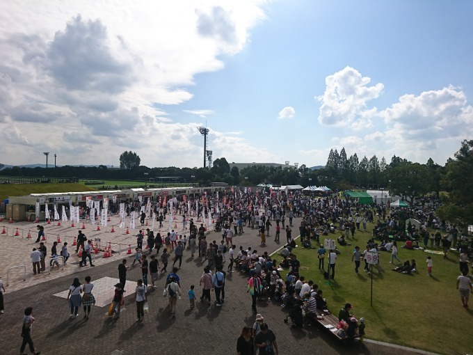 京都競馬場で「関西ラーメンダービー2018」全国各地の有名ラーメン店集結｜写真3