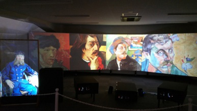 ゴッホのデジタルアート展が青山にて開催、揺れる“ひまわり”や瞬きするゴッホを3D技術で表現｜写真5