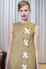 ヤストシ エズミ 2018年春夏コレクション - コラージュに込めた想い｜写真17