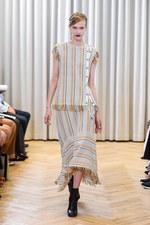 ヤストシ エズミ 2018年春夏コレクション - コラージュに込めた想い｜写真29