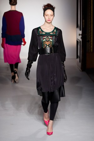 クレメンツ リベイロ 2012-13年秋冬コレクション - エスニック×ネオンカラーが織り成すアーバンシック｜写真6