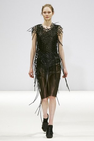 フィービー イングリッシュ 2012-13年秋冬コレクション - 期待の新人によるフレッシュなコレクション｜写真14