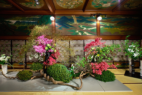 ホテル雅叙園東京「いけばな×百段階段2017」