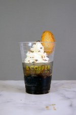 メゾンカイザー新業態「アンドコーヒーメゾンカイザー」銀座に、出来立てクロワッサンをコーヒーともに｜写真6