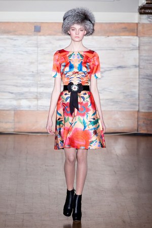 テンパリー ロンドン 2012-13年秋冬コレクション - 繊細かつ力強い現代女性の美しさを表現｜写真6