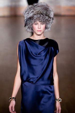 テンパリー ロンドン 2012-13年秋冬コレクション - 繊細かつ力強い現代女性の美しさを表現｜写真37