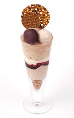 リンツの秋限定メニュー、ライブ感を楽しめる“ドームショコラ”やマロン×ショコラのパフェ｜写真2