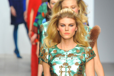 イッサ 2012-13年秋冬  ウィメンズ コレクション