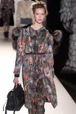 マルベリー(MULBERRY) 2012-13年秋冬コレクション - レトログラマラスなマルベリーガール｜写真20