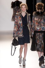 マルベリー(MULBERRY) 2012-13年秋冬コレクション - レトログラマラスなマルベリーガール｜写真24