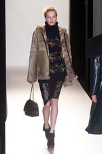 マルベリー(MULBERRY) 2012-13年秋冬コレクション - レトログラマラスなマルベリーガール｜写真27