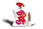 ボンド・ナンバーナイン、世界初レッドリップ付きの新フレグランス - ボトルにリップマークをデザイン｜写真1