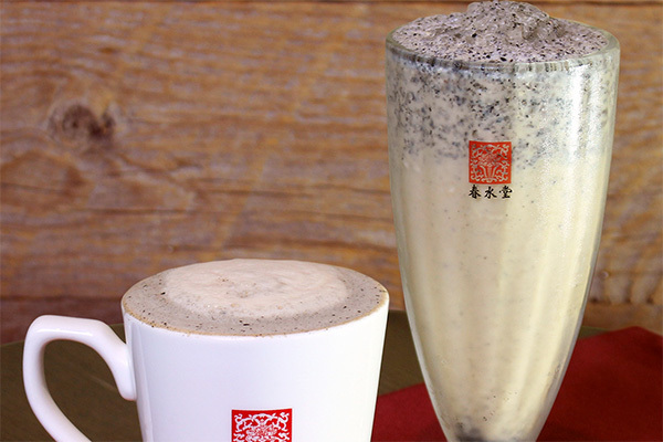 春水堂「黒ごまミルクティー」