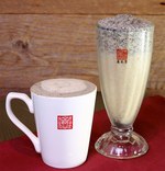 春水堂(Chun Shui Tang) 黒ごまミルクティー｜写真1