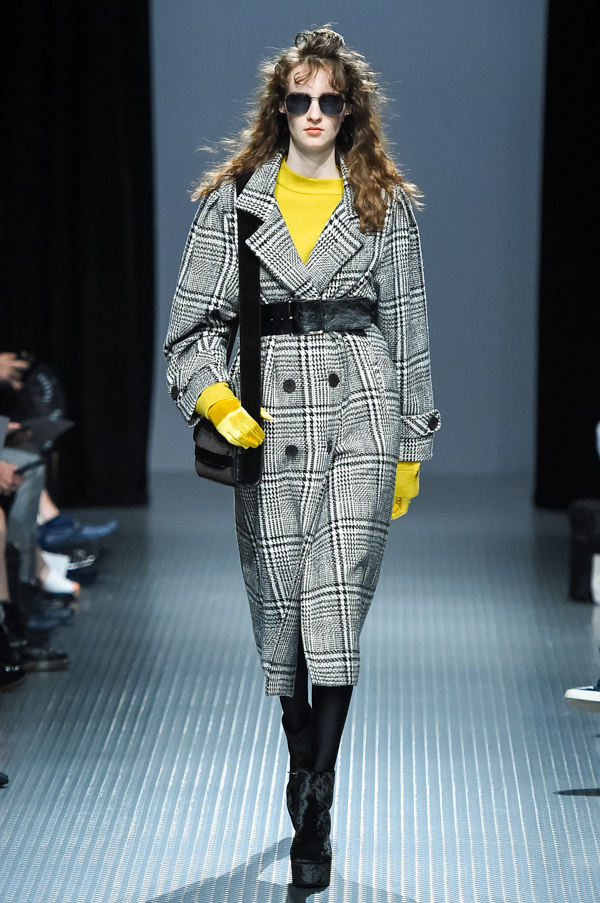 エモダ 2017-18年秋冬｜female ミリタリーコート