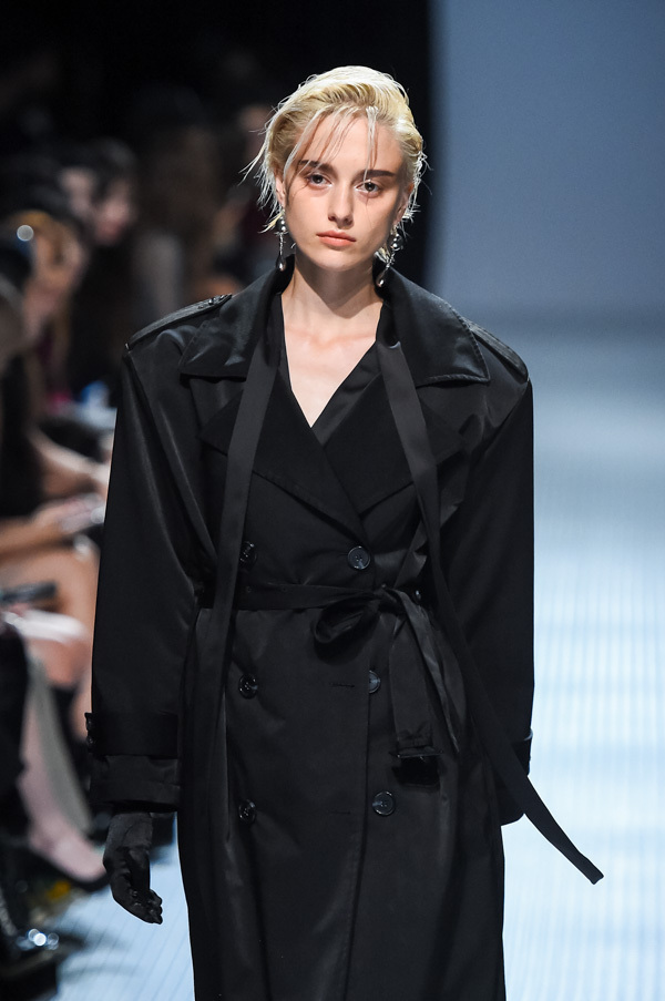 エモダ(EMODA) 2017-18年秋冬ウィメンズコレクション  - 写真28