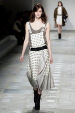 トップショップ ユニーク 2012-13年秋冬コレクション - 肩の力を抜いて楽しむ都会のガールズスタイル｜写真7