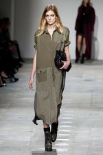 トップショップ ユニーク 2012-13年秋冬コレクション - 肩の力を抜いて楽しむ都会のガールズスタイル｜写真15