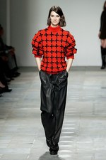 トップショップ ユニーク 2012-13年秋冬コレクション - 肩の力を抜いて楽しむ都会のガールズスタイル｜写真29