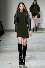 トップショップ ユニーク 2012-13年秋冬コレクション - 肩の力を抜いて楽しむ都会のガールズスタイル｜写真31