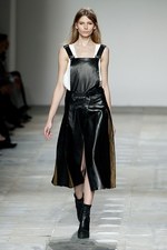 トップショップ ユニーク 2012-13年秋冬コレクション - 肩の力を抜いて楽しむ都会のガールズスタイル｜写真39