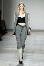 トップショップ ユニーク 2012-13年秋冬コレクション - 肩の力を抜いて楽しむ都会のガールズスタイル｜写真47