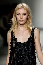 トップショップ ユニーク 2012-13年秋冬コレクション - 肩の力を抜いて楽しむ都会のガールズスタイル｜写真72