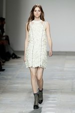 トップショップ ユニーク 2012-13年秋冬コレクション - 肩の力を抜いて楽しむ都会のガールズスタイル｜写真73