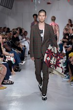 カルバン・クライン 205W39NYC 18年春コレクション - ホラーとドリームから見出す美とは｜写真9