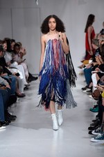 カルバン・クライン 205W39NYC 18年春コレクション - ホラーとドリームから見出す美とは｜写真75